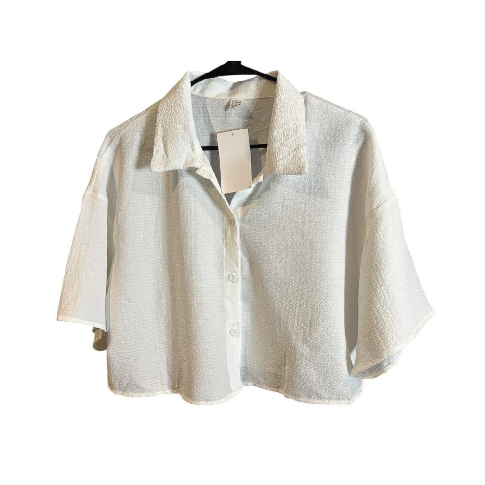 Women's White Buttoned Crop Top - Picture 2 of 7